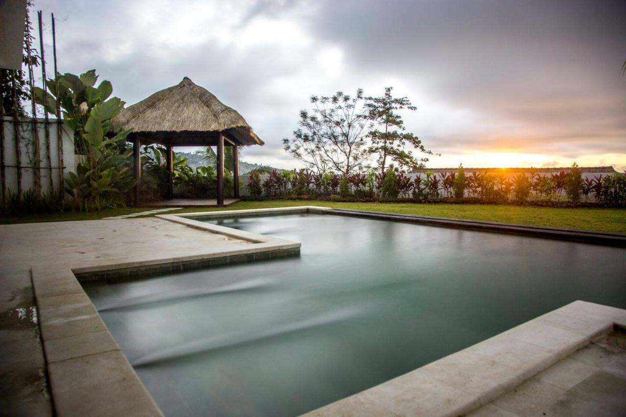 Villa Putih Lovina Εξωτερικό φωτογραφία