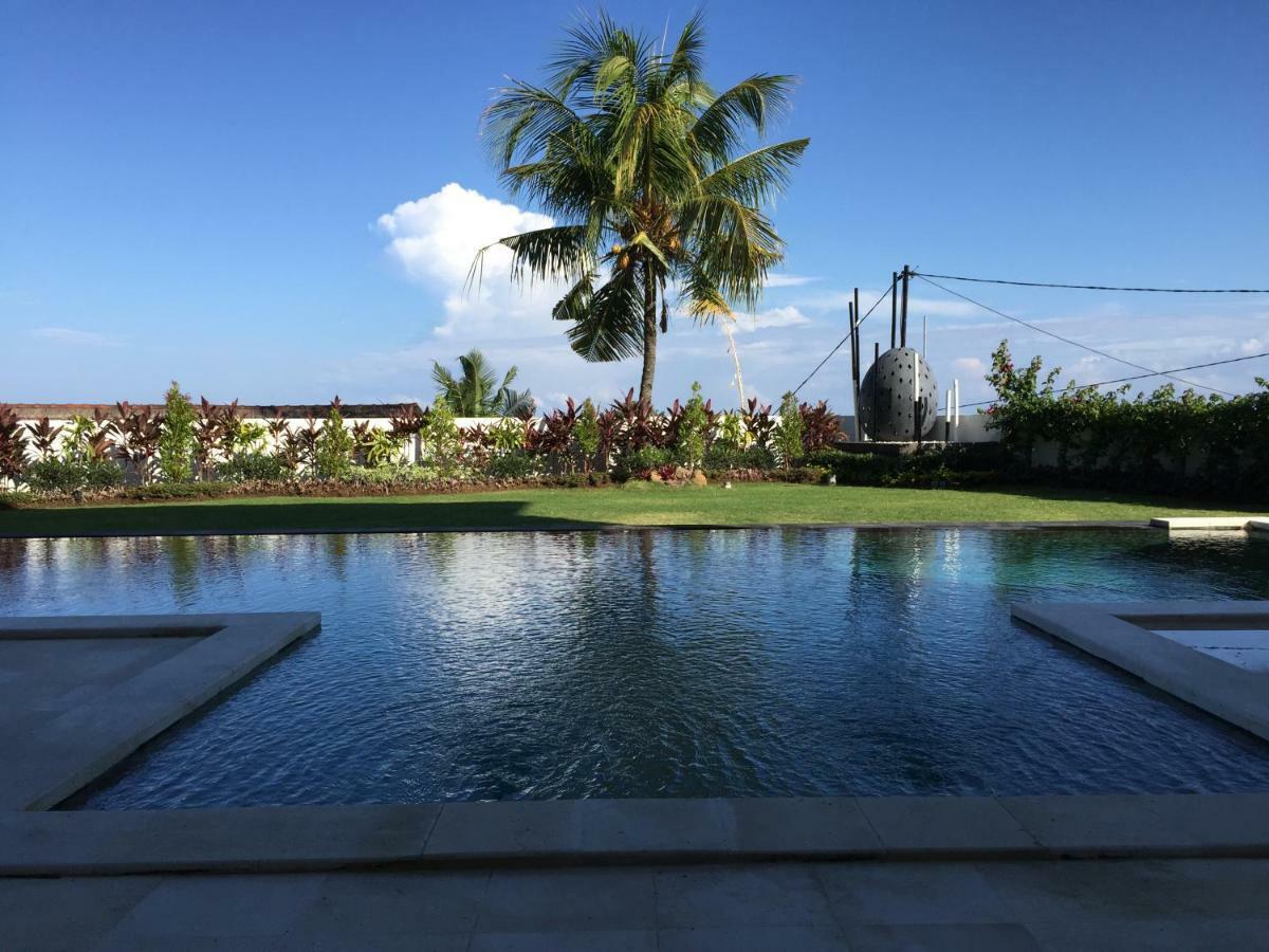 Villa Putih Lovina Εξωτερικό φωτογραφία